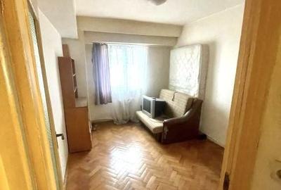 Apartament cu 3 camere decomandat în Chinteni - 2