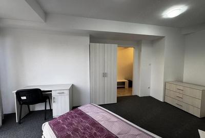 Garsonieră decomandată în Complex Studențesc