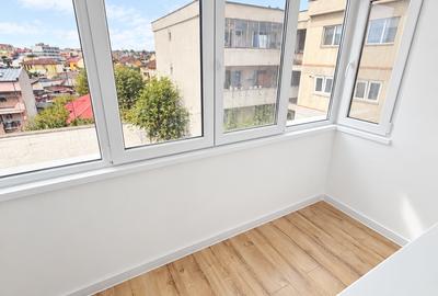 Apartament cu 2 camere decomandat în Trocadero