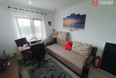 Apartament cu 4 camere decomandat, mobilat în Plăvăț II - 24