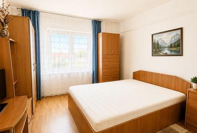 Apartament cu 2 camere decomandat în Tractorul - 1