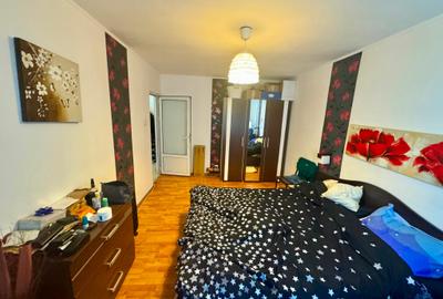 Apartament cu 3 camere decomandat în Baza 3 - 2