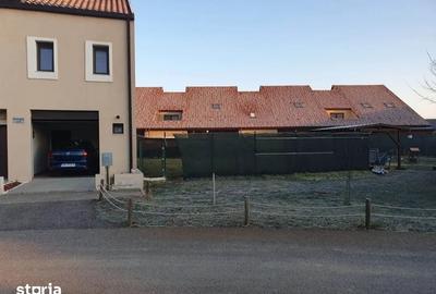 Casă cu 3 camere cu Teren 400 Mp în Moșnița Nouă