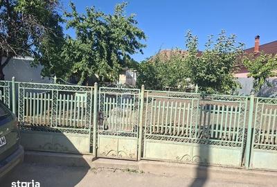 Casă cu 3 camere cu Teren 713 Mp în Central - 3