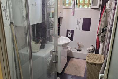 Apartament cu 3 camere semidecomandat în Podu Roș - 4