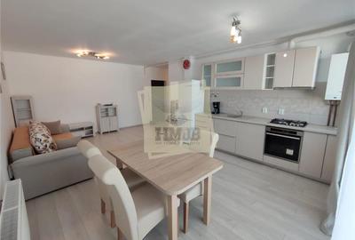 Apartament cu 3 camere decomandat, mobilat în Central