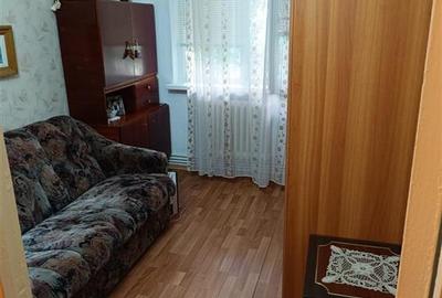 Apartament cu 3 camere semidecomandat în Zimbru