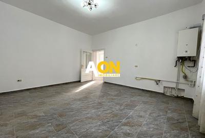 Casă individuală cu 3 camere cu Canalizare în Central - 7