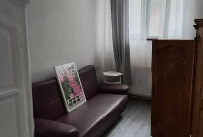 Spațiu comercial, de 80 mp, în Criș - 7