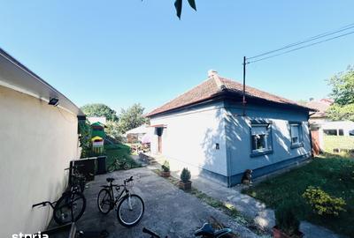 Casă cu 4 camere cu Teren 510 Mp în Lipovei