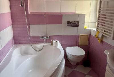 Apartament cu 2 camere decomandat în Ștrand