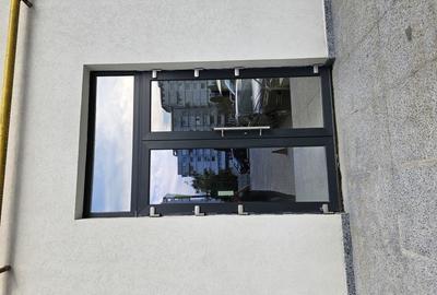 Spațiu comercial, de 500 mp, în Central - 4