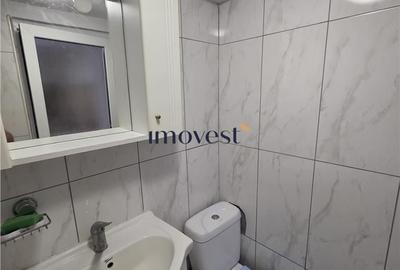 Garsonieră decomandată în Central