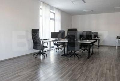 Spațiu comercial, de 332.26 mp, în Gruia - 10