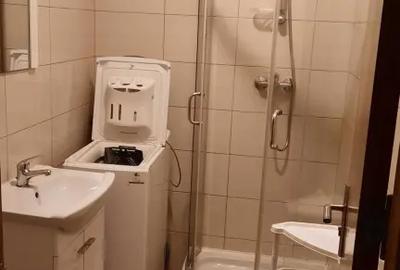 Garsonieră decomandată în Medicină