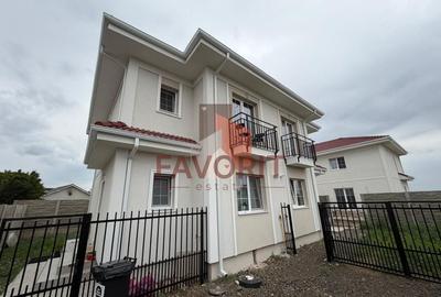 Duplex cu 3 camere cu Canalizare în Sânandrei
