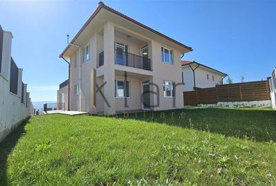 Casă individuală cu 6 camere cu Garaj în Iris