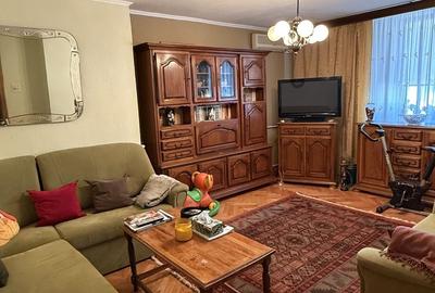 Apartament cu 4 camere în Ultracentral