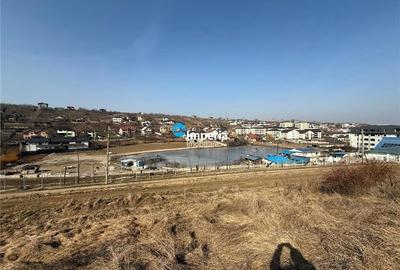 Teren Construcții intravilan de 1000 mp, în Hlincea - 3
