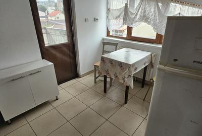 Apartament cu 2 camere semidecomandat în Inel II - 2