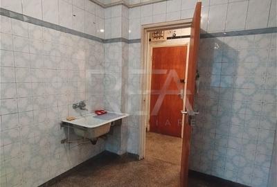 Apartament cu 3 camere semidecomandat în Titan - 9