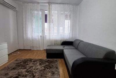 Apartament cu 2 camere semidecomandat în Gara de Nord