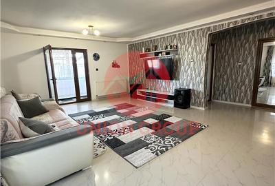 Casă cu 6 camere cu Teren 266 Mp în Valu lui Traian - 1