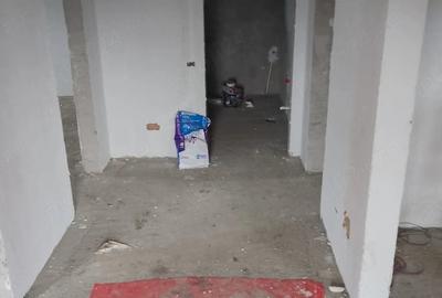 Casă cu Teren 500 Mp în Central