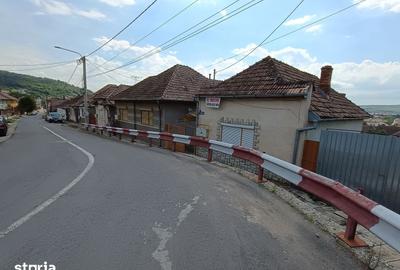 Casă cu 2 camere cu Teren 300 Mp în Central - 5