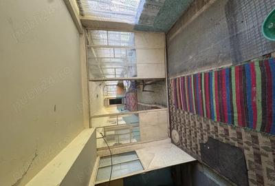 Casă cu 6 camere cu Teren 1950 Mp în Crivăț - 3