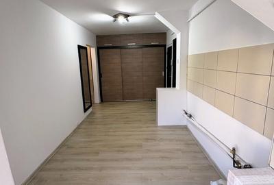 Apartament cu 2 camere decomandat în 1 Mai
