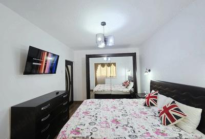Apartament cu 2 camere decomandat în Micro 20