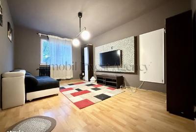 Apartament cu 4 camere decomandat, mobilat în Barbu Văcărescu