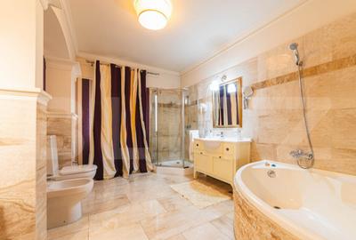 Spațiu comercial, de 480 mp, în Micro 15 - 16