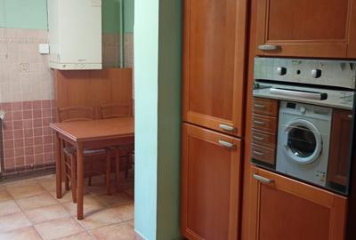 Apartament cu 3 camere decomandat în Drumul Taberei - 4