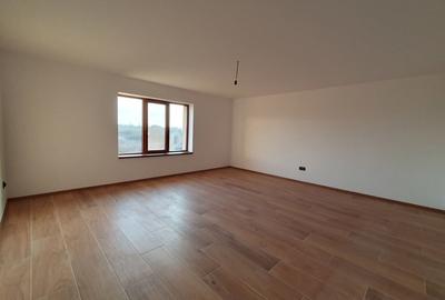 Spațiu comercial, de 450 mp, în Central - 1