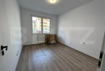 Apartament cu 2 camere semidecomandat în Florești