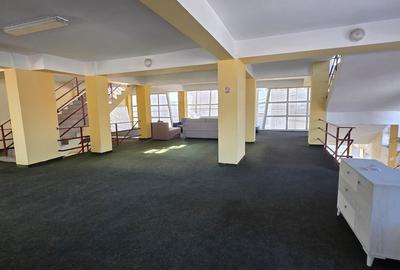 Spațiu comercial, de 1,600 mp, în Ultracentral - 7