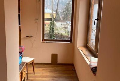 Casă individuală cu 8 camere cu Teren 401 Mp în Central - 7