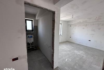 Casă cu 4 camere cu Teren 400 Mp în Domnești - 13