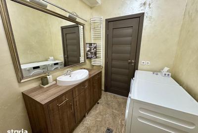 Apartament cu 3 camere decomandat în UTA - 3