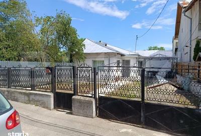 Casă cu 3 camere cu Teren 160 Mp în Rudului