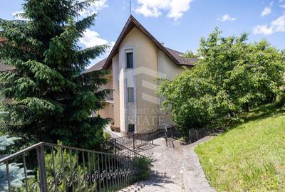 Casă individuală cu 8 camere cu Canalizare în Central - 21