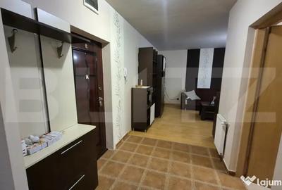 Apartament cu 2 camere decomandat în Micro 16