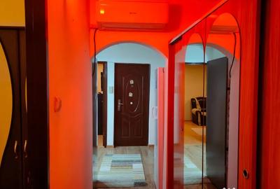 Apartament cu 3 camere decomandat în Central - 2