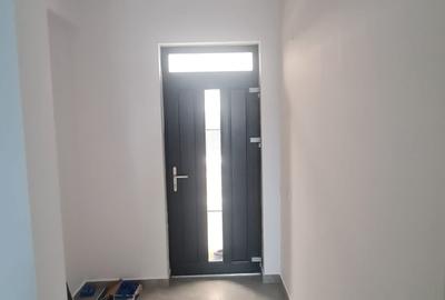 Casă cu 3 camere cu Teren 380 Mp în Berceni