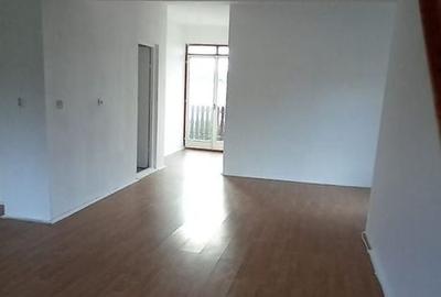 Apartament cu 5 camere în Central - 13