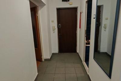 Garsonieră decomandată în 13 Septembrie