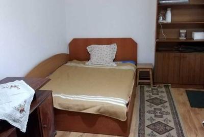 Garsonieră decomandată în Zahana
