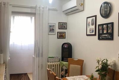 Apartament cu 3 camere decomandat în Exterior Sud